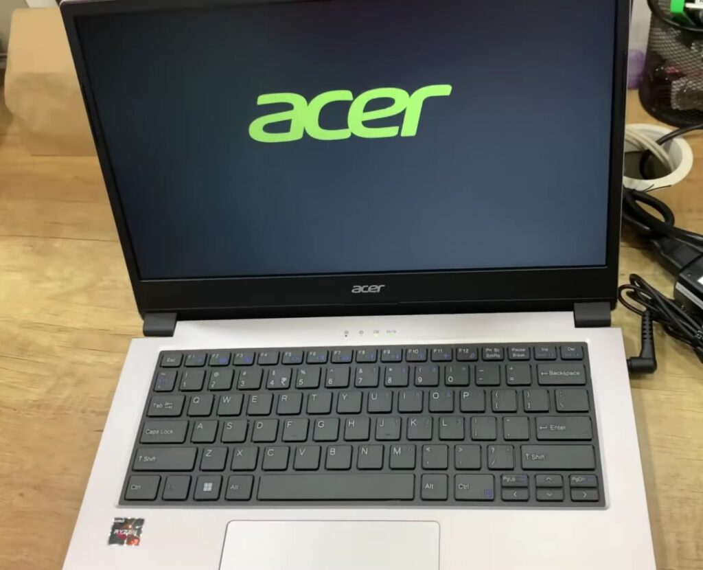 Acer One 14 (Z2-493) Laptop this is one the best 8gb ram laptop under 30000